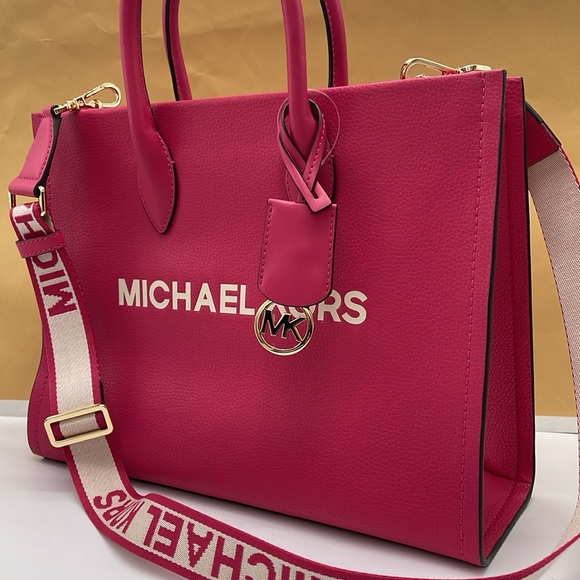 Michael Kors Mirella Md Pebbled Leather Tote Shopper Bag MK EW
Electric Pink - Picture 12 of 16